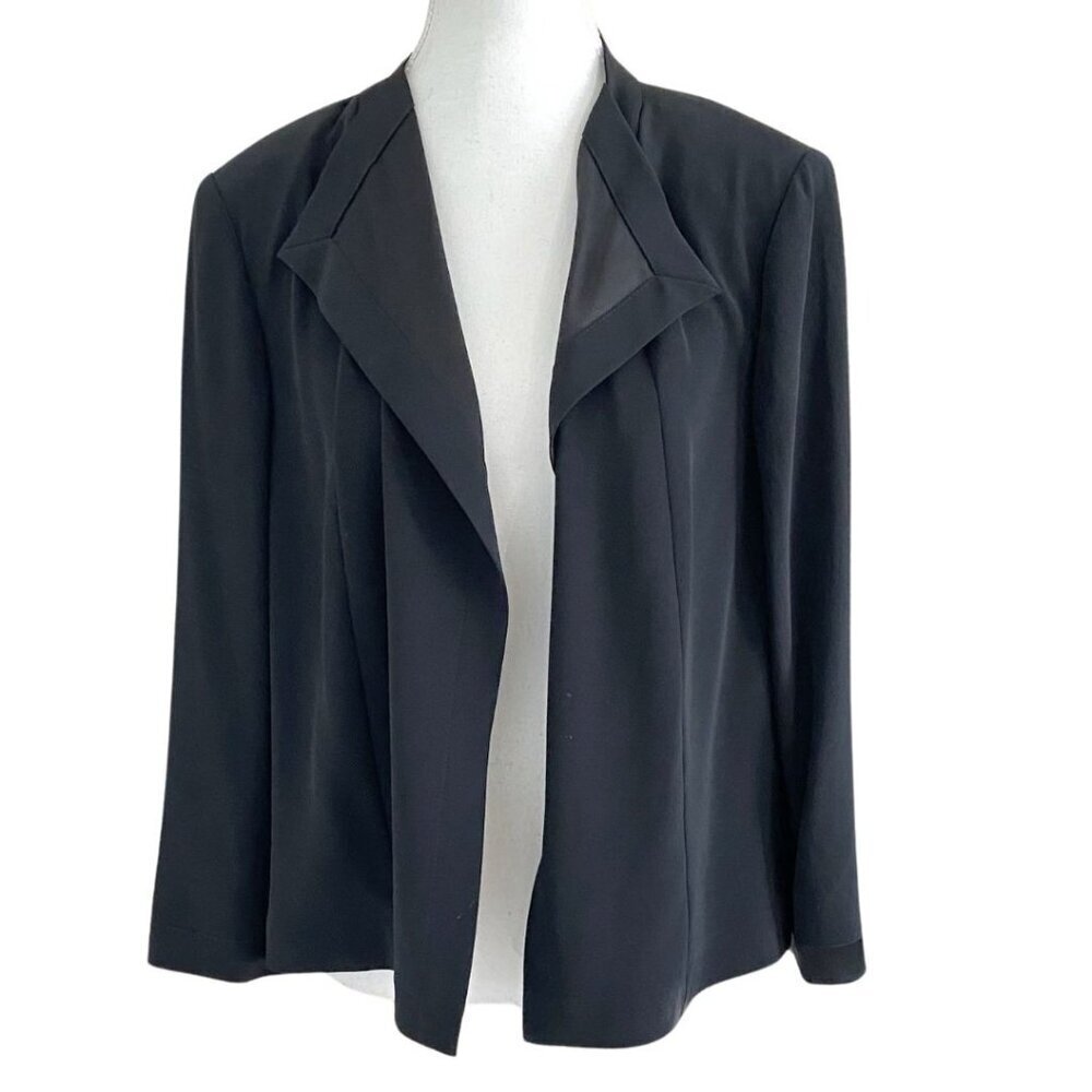 RIANI BLACK FLOWY OPEN BLAZER WITH POINTED COLLAR - 12